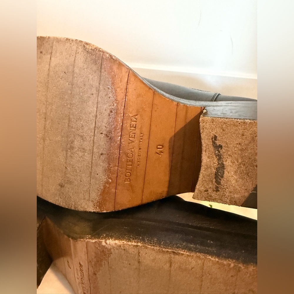 Bottega Veneta Square toe boots - Picture 7 of 7